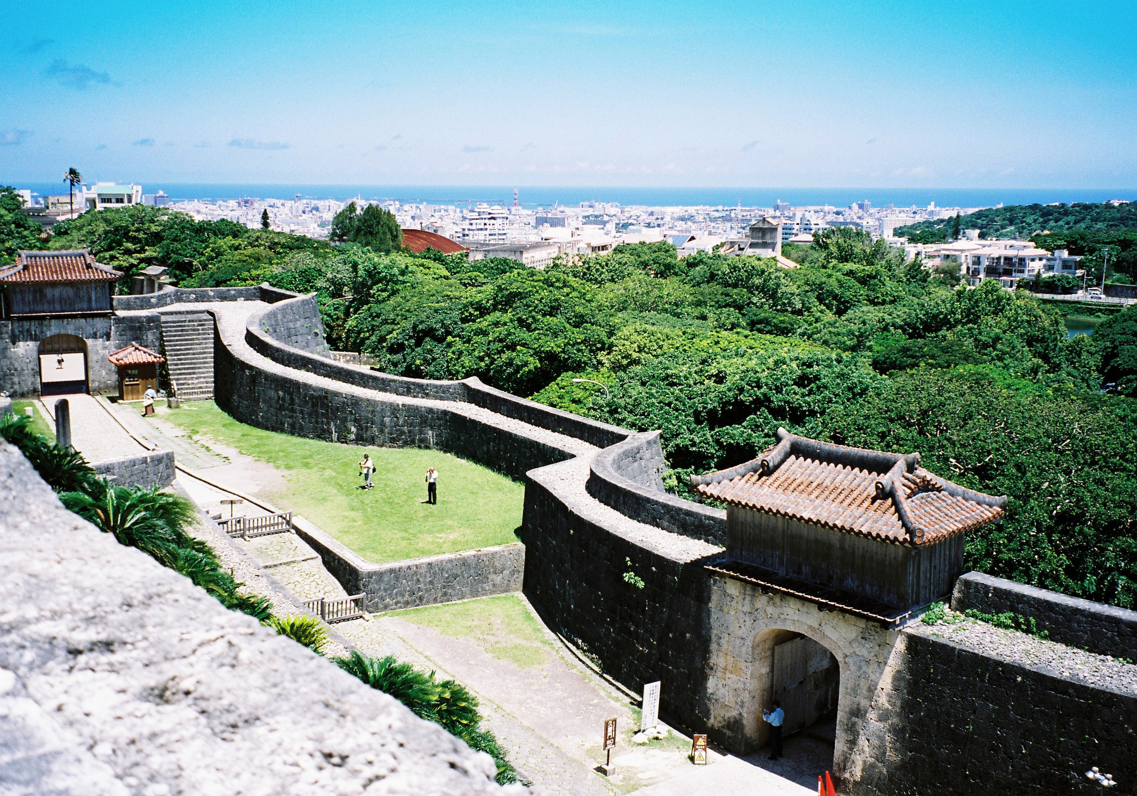 ผล๥าร๨้นหารูปภาพสำ​หรับ okinawa castle view